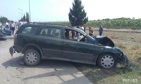 Ağdaşda ağır yol qəzası baş verib