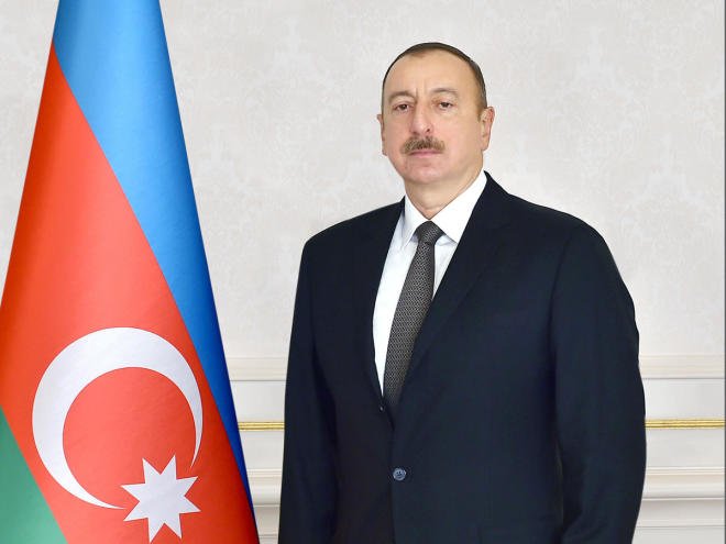 İlham Əliyev Pezeşkiana başsağlığı verib