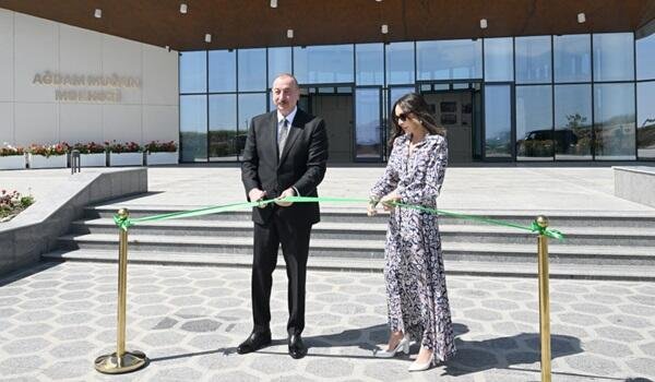 Prezident və xanımı Ağdamda açılışda iştirak ediblər