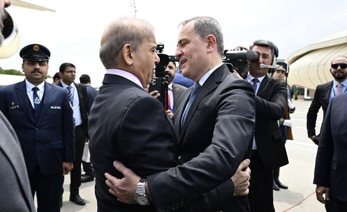 Şahbaz Şərif birbaşa Laçına getdi