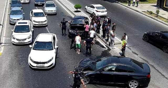 Bakıda 3 maşın qəza törətdi-Tıxac yarandı