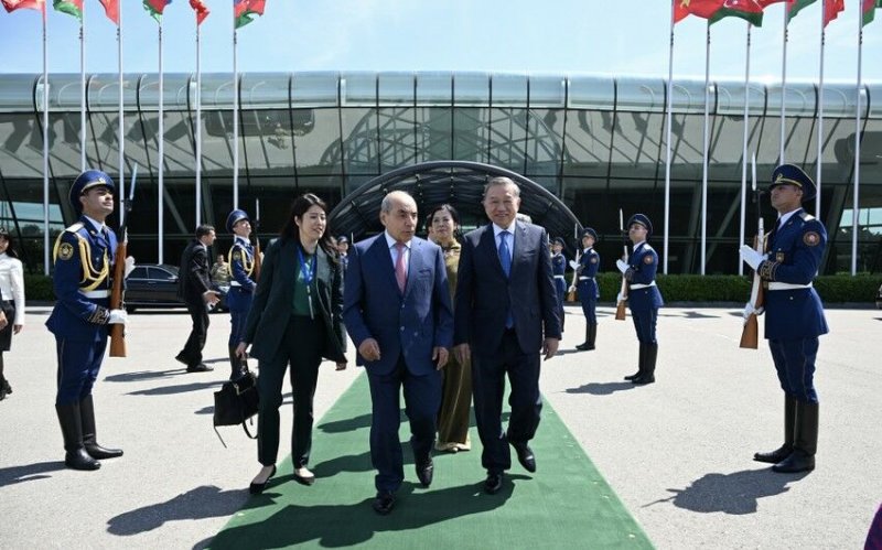 To Lamın Azərbaycana səfəri başa çatdı