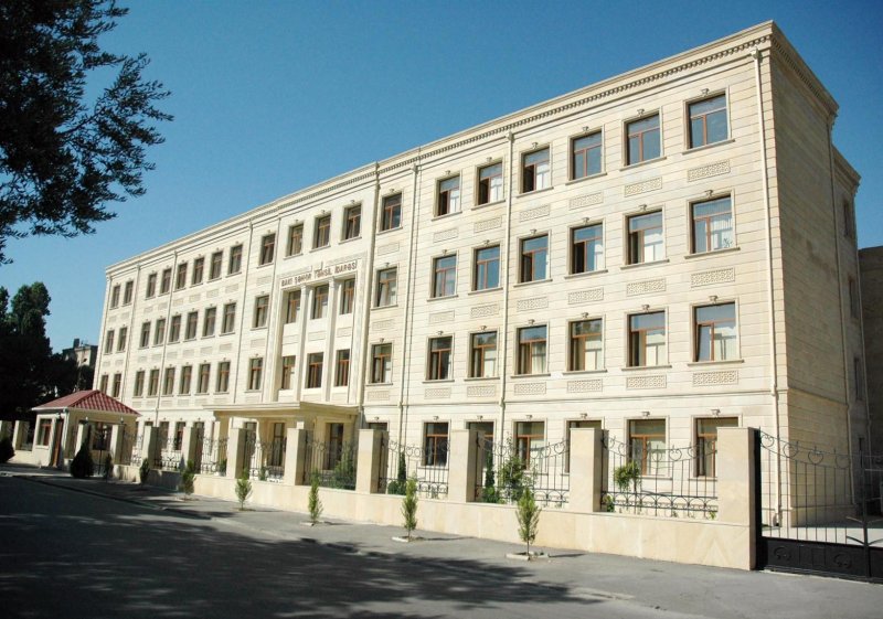 Lisey və gimnaziyalara qəbul olmaq istəyənlərin NƏZƏRİNƏ