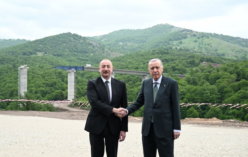 Əliyev Ərdoğan görüşündən nə mesaj verildi?