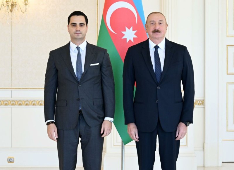 Prezident Elçin Qasımovun etimadnaməsini qəbul edib