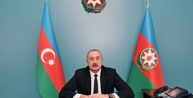 Prezident onları təltif etdi