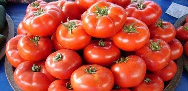 Yayda bol pomidor yeyin – Xərçəngdən qoruyur