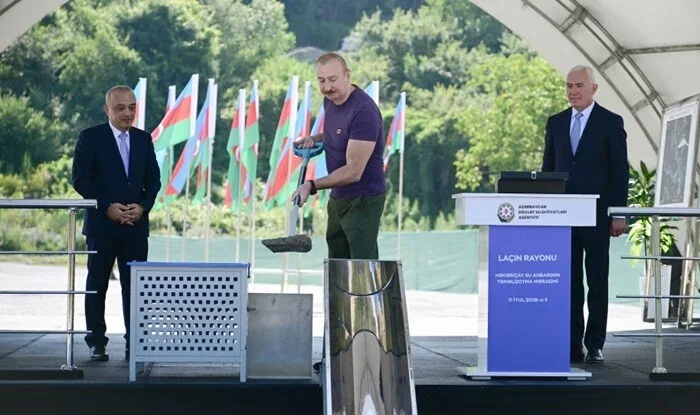İlham Əliyev "Həkəriçay" su anbarının təməlini qoydu