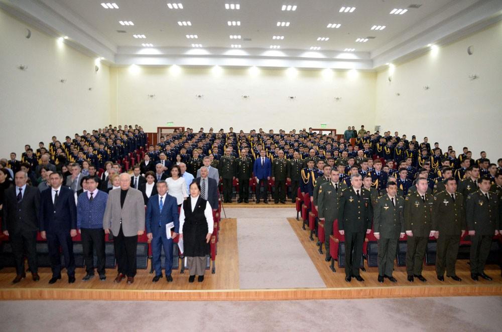 “İlham Əliyev və ordu quruculuğu”: Seminar – Foto