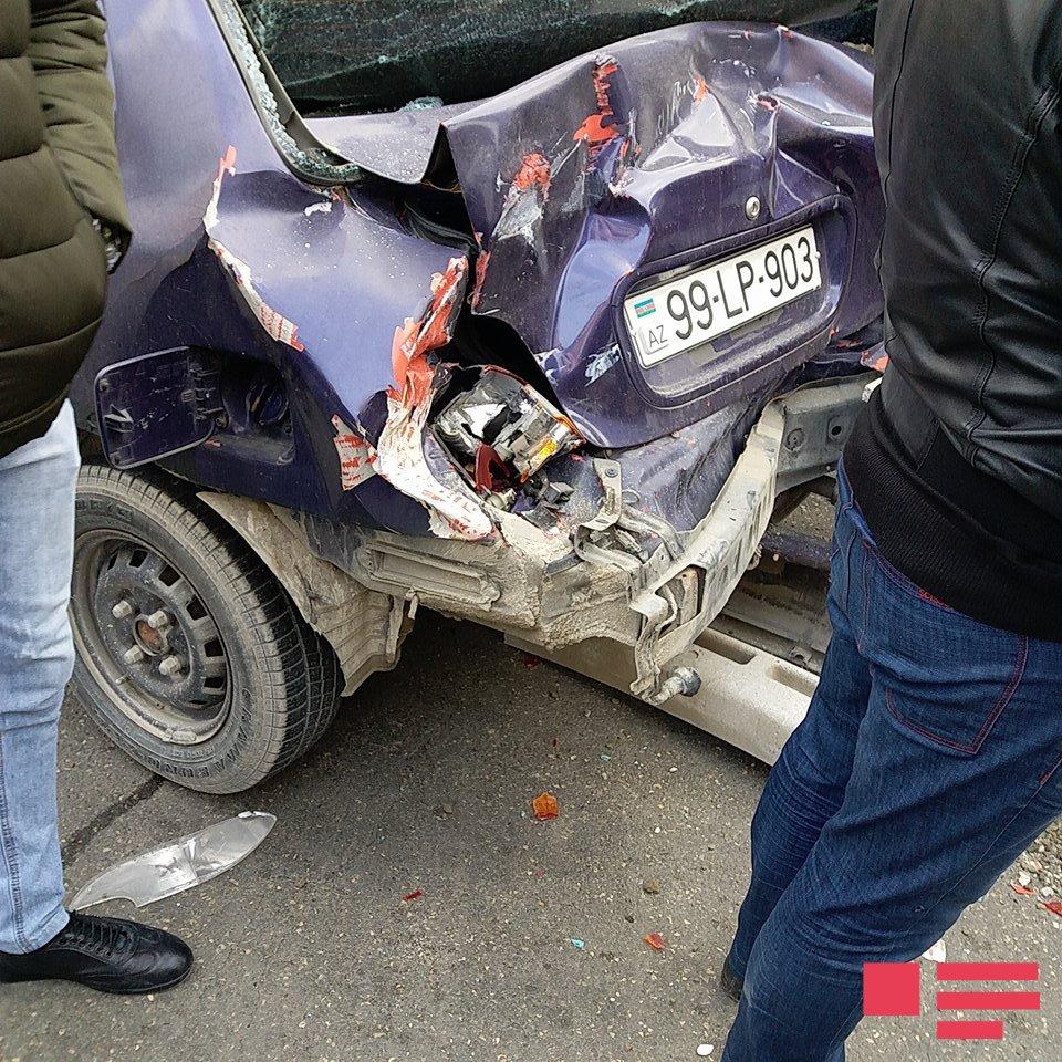 Sürücü infarkt keçirtdi: Maşınlar toqquşdu – Foto
