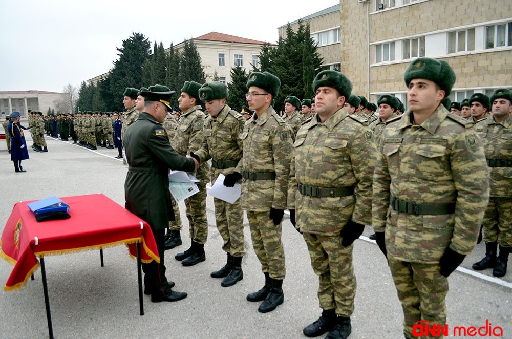 Курсы подготовки офицеров. Форма армии Азербайджана. Форма вс Азербайджана. Солдаты армии Азербайджана.