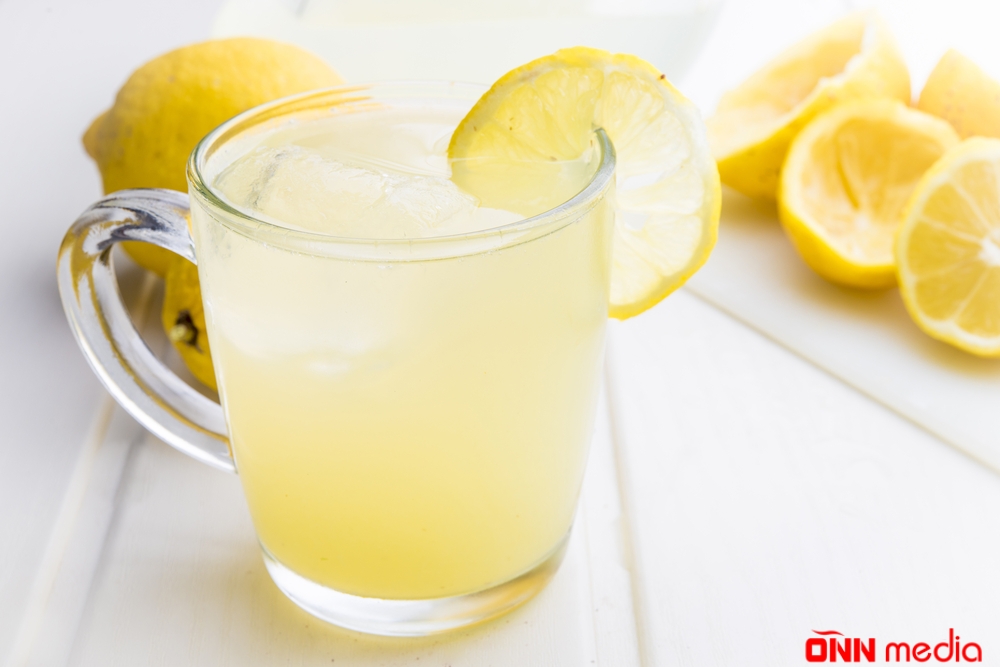 Hər gün bir stəkan limonlu su için – İNANILMAZ FAYDALARI