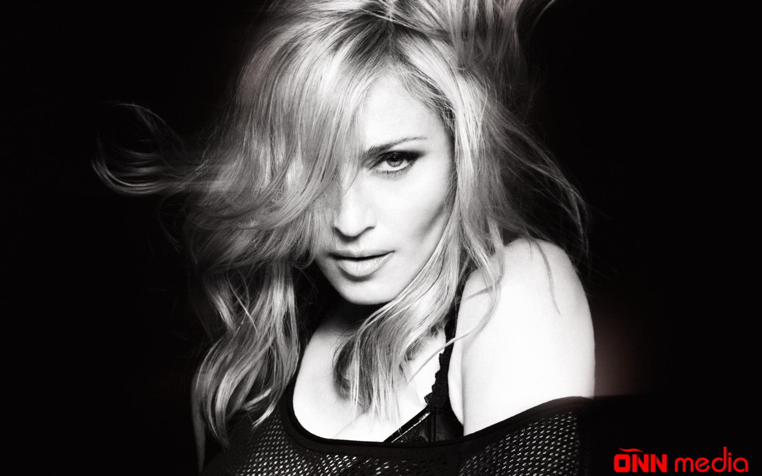 Madonna tanımasınlar deyə özünü bu hala saldı – FOTO