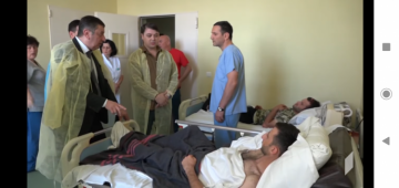 Hərbçilər qəzaya düşüb, 14 nəfər yaralanıb – Gürcüstanda