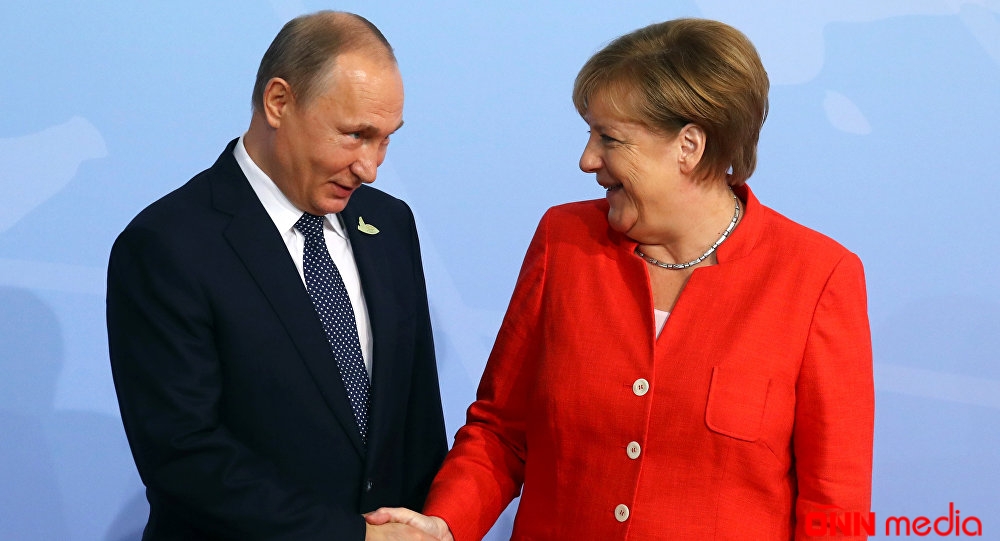 Putinlə Merkel arasında telefon  danışığı oldu – NƏLƏR MÜZAKİRƏ EDİLDİ?