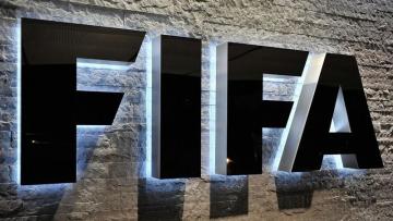 FIFA müqavilələr və “transfer pəncərəsi” ilə bağlı qərarını açıqladı