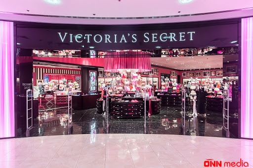 “Victoria’s Secret” mağazalarını bağlayır