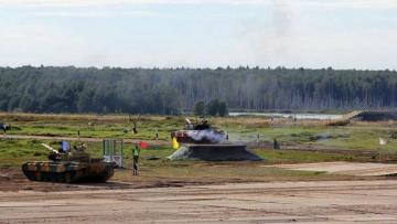 Tankçılarımız Rusiyada uğurlu çıxış etdi – VİDEO