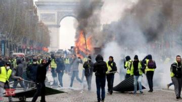 Fransada GƏRGİNLİK ARTDI: Minlərlə insan küçələrdə…