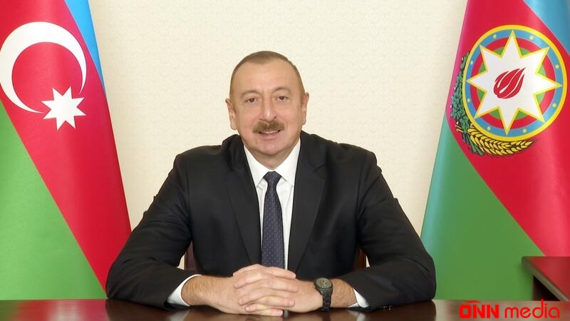 Prezident Azərbaycan qadınlarını TƏBRİK ETDİ