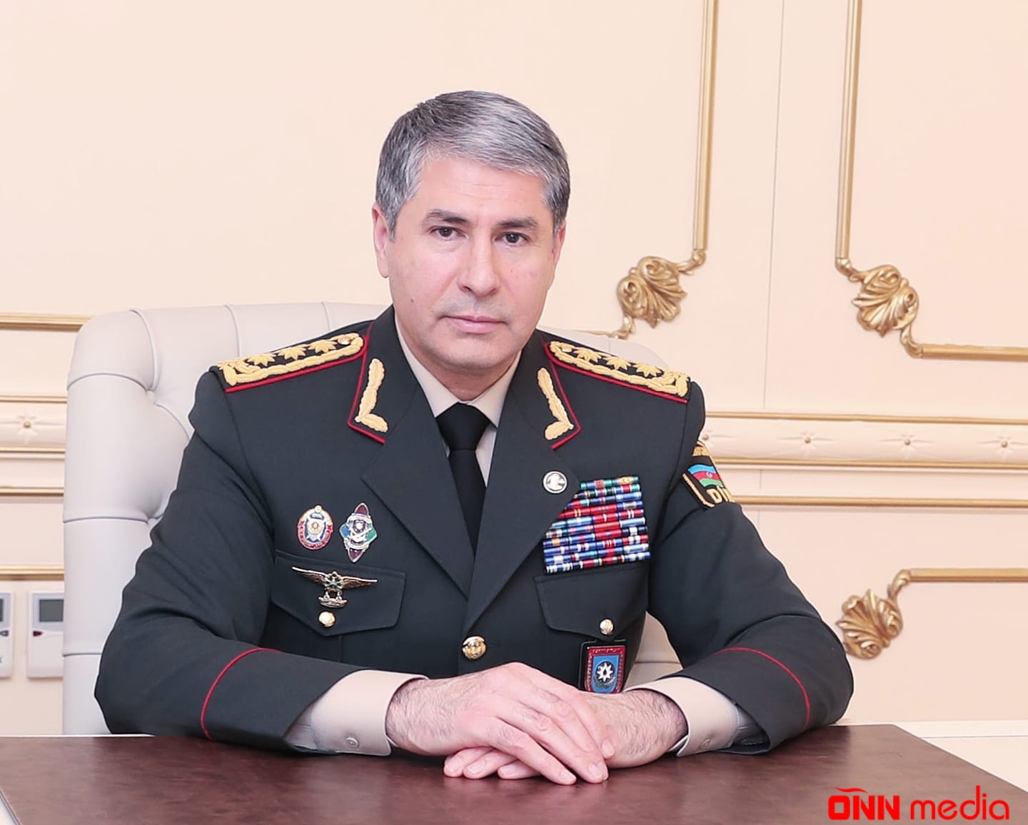 Eyvazov generalı vəzifəsindən azad etdi