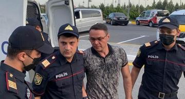 Polisi döyən deputat vəkilindən imtina etdi