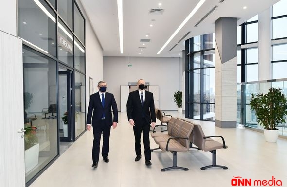 İlham Əliyev Prezident Administrasiyasının Vətəndaş Qəbulu Mərkəzinin açılışında iştirak etdi