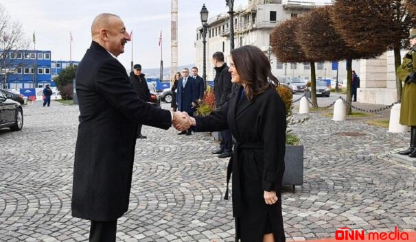 İlham Əliyev Macarıstan prezidenti ilə görüşdü