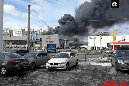 Rusiyada daha bir böyük bazar yandı