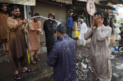 Pakistanda dəhşətli anlar- Çox sayda adam öldü